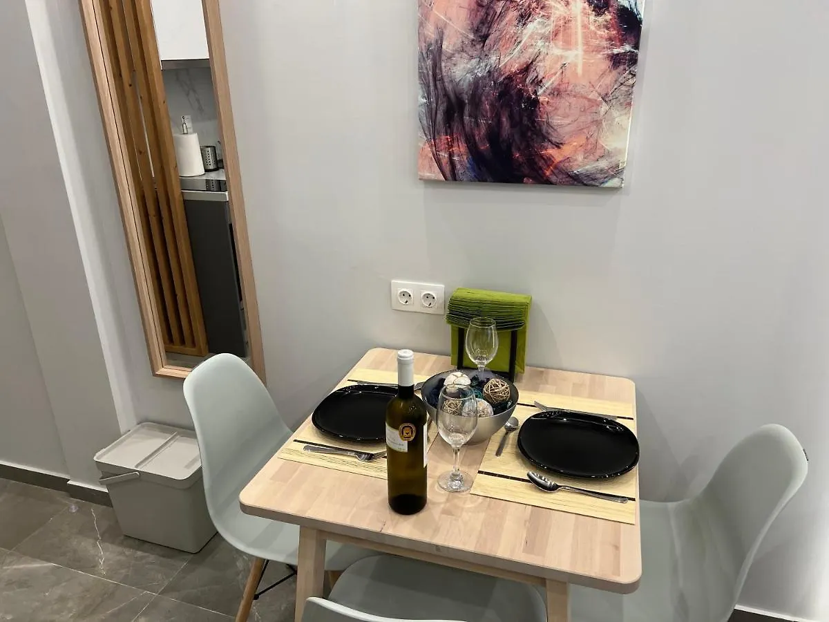 Km51 Luxury Apartments Thessaloniki 0*,